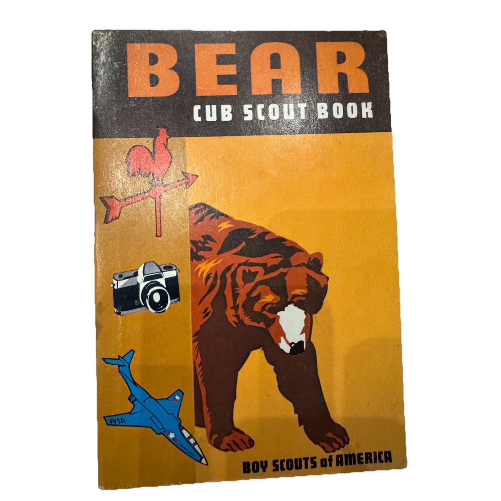 1967 Boy Scouts of America Bear Cub Scout Book BSA Used